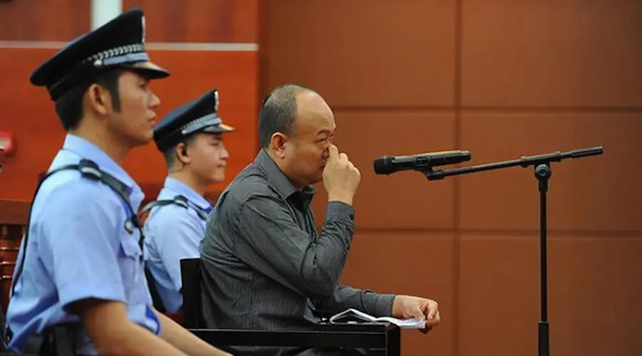 广东“坟爷”林耀昌旧案追诉案一审宣判:犯聚众斗殴罪,判5年