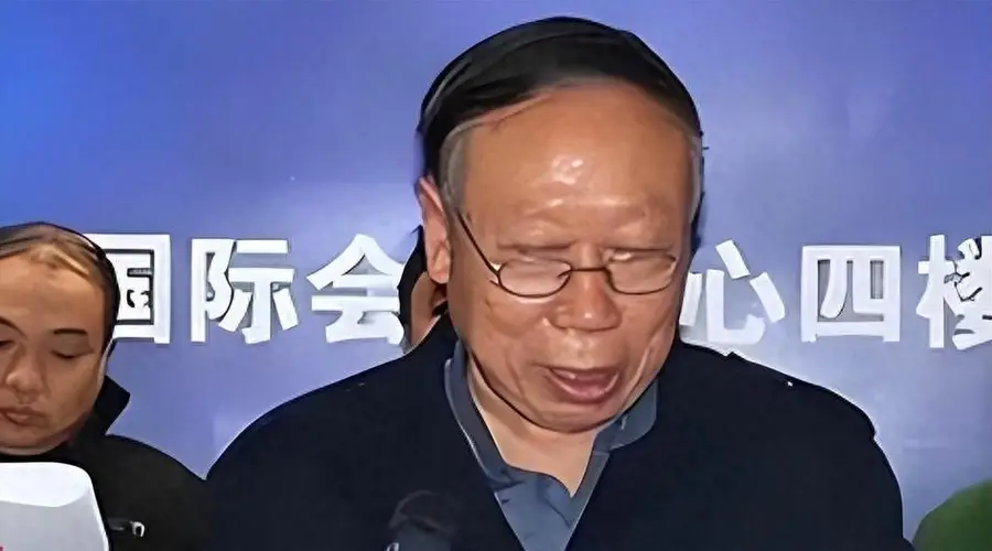他是共和国反贪第一人,1993年因乘车问题,把一副部级领导拉下马