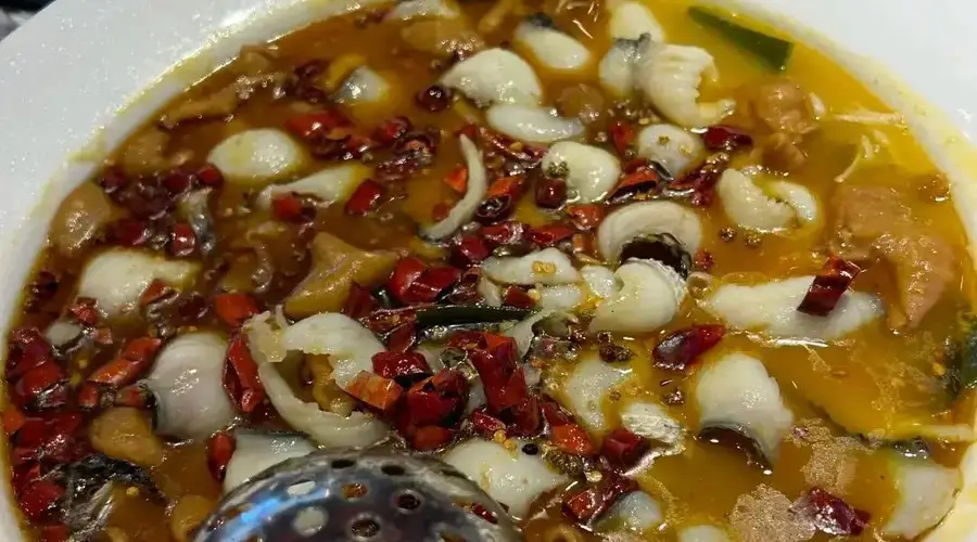 饭店上班的朋友悄悄告诉我,这几道菜尽量少吃点,基本都是预制菜