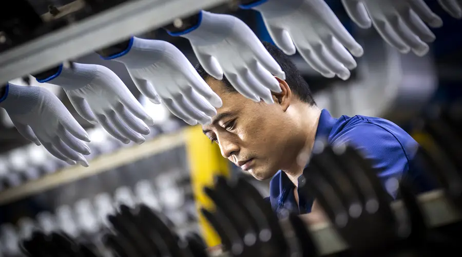 一座小县城,一年何以卖出40亿双安防手套?