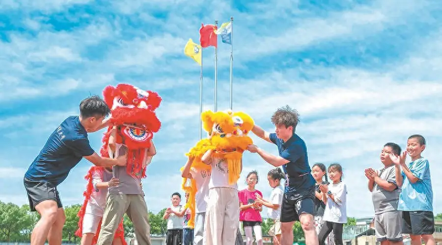 狮舞童心：非遗文化点亮乡村校园