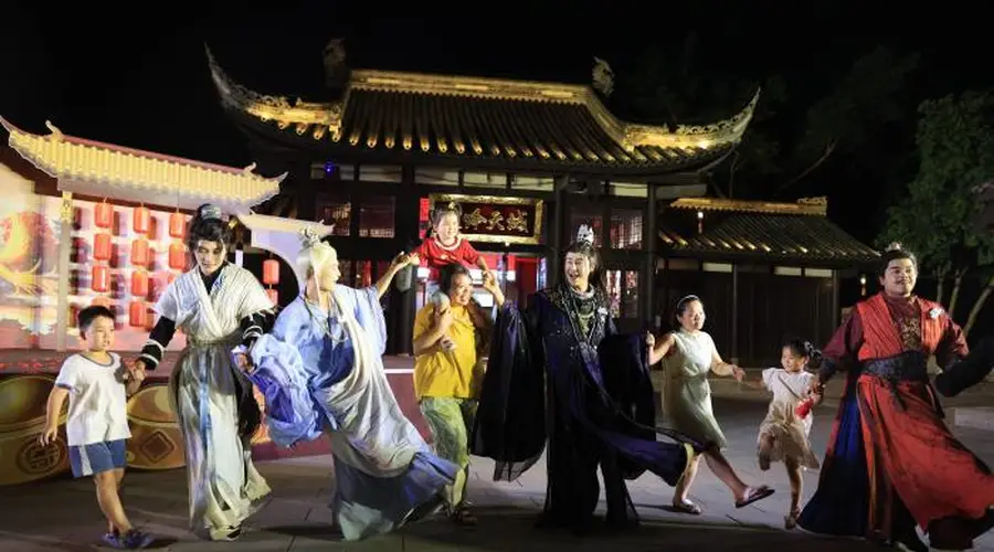 成都五凤溪龙吟天城夏夜开秀 古风NPC沉浸式互动引客