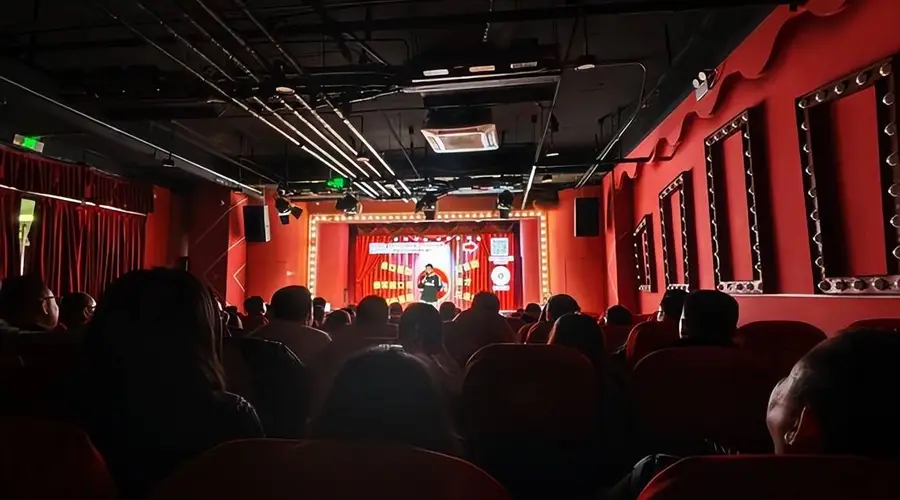 廊坊戏剧幻城成京津冀游客打卡新宠 成成年人专属精神避风港