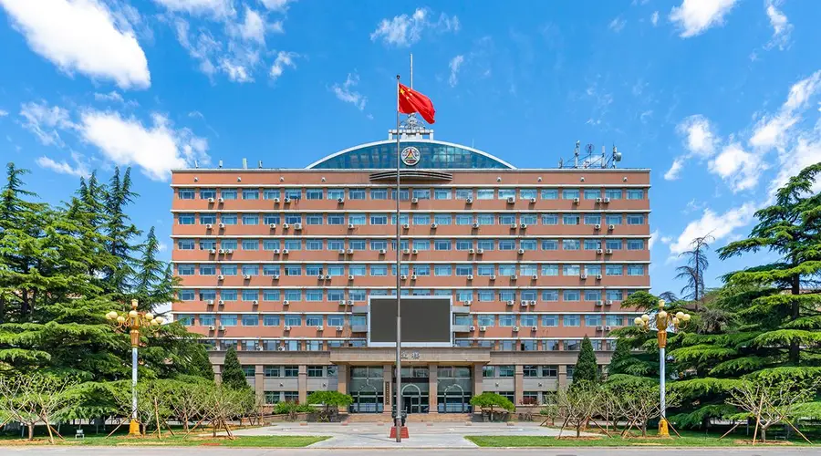 播音主持三个方向暂停招生，中传2027艺考政策重大调整