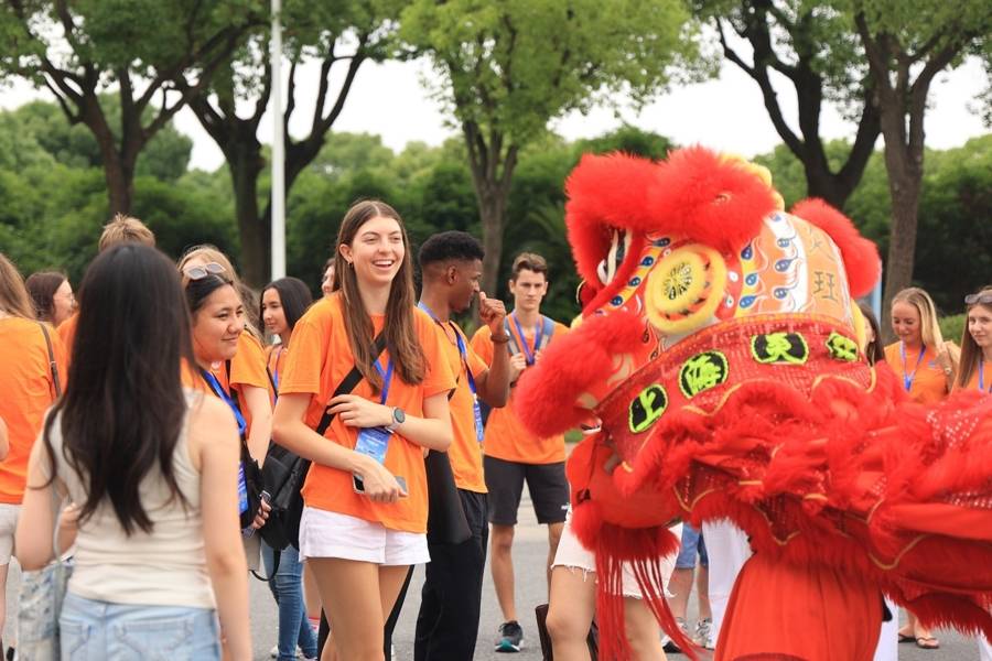 汉语课，非遗体验，企业参访……这个暑假，109名国际学生来沪参加夏令营