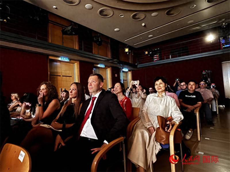 “对话·知音——中国昆曲邂逅匈牙利歌剧”专场演出在布达佩斯成功举行