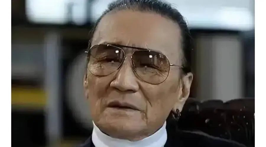 谢贤逝世细节曝光:请四位专人照顾,昏迷前强撑至儿子回港才离世