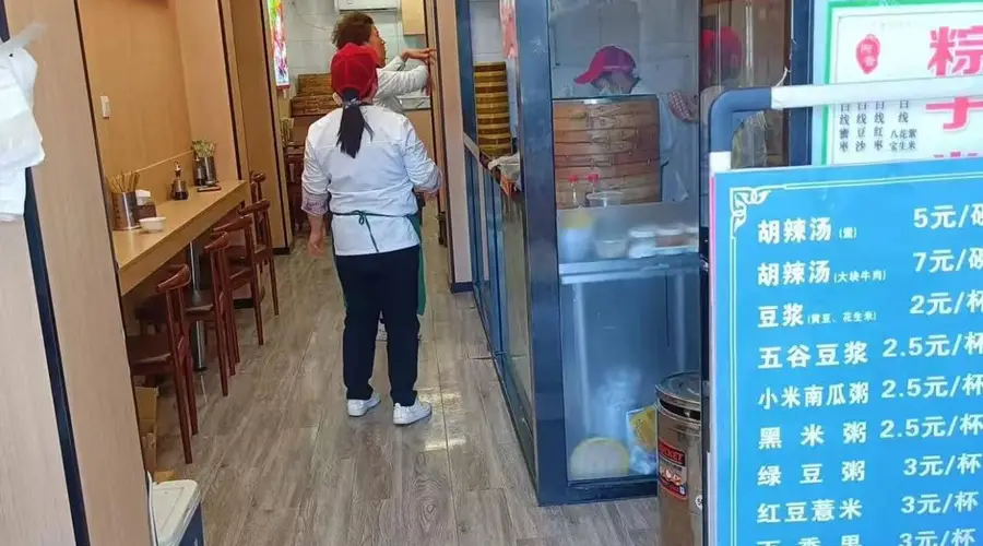 洛阳贵真楼包子受捧 馅料超15种全天供应