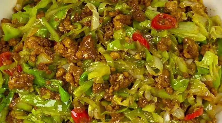 家常菜肉末包菜脆嫩鲜香 厨房新手零难度做下饭硬菜