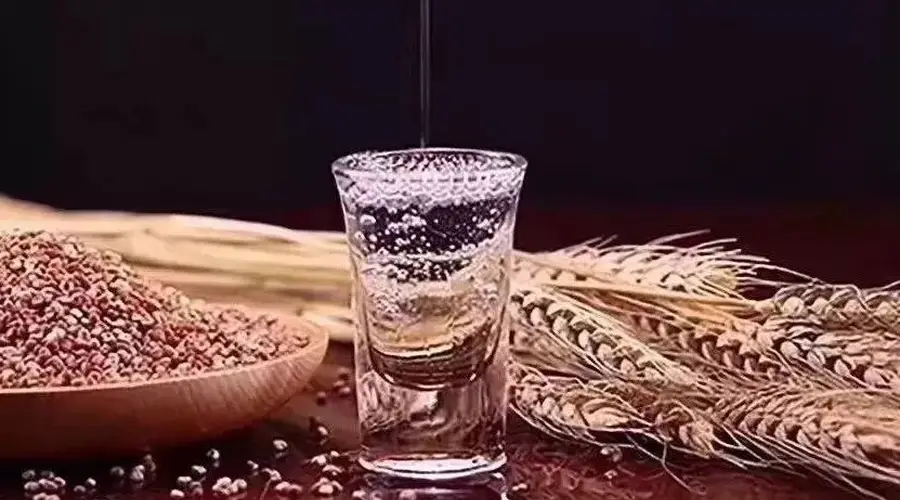 专业品酒师揭秘健康饮酒的七大关键技巧