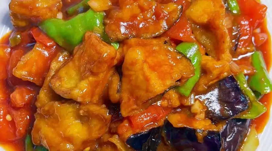 红烧茄子家常做法：软糯入味酱香浓郁 成下饭神器