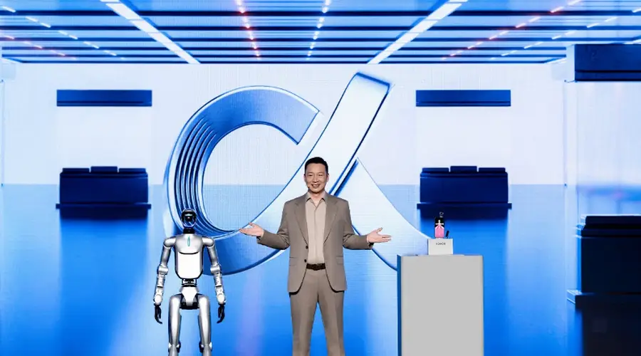荣耀机器人手机Robot Phone亮相!手机不应是“无聊黑色方块”