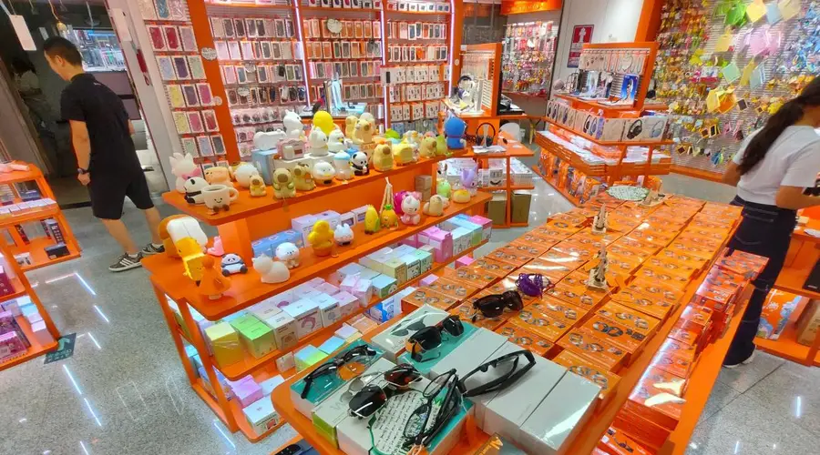 AI硬件横扫华强北：四大新品类崛起，功能越单一卖得越爆