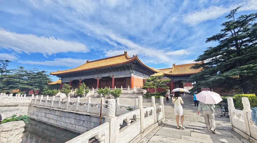 独属于京城的沉静诗意:晴日太庙,古殿静沐流云