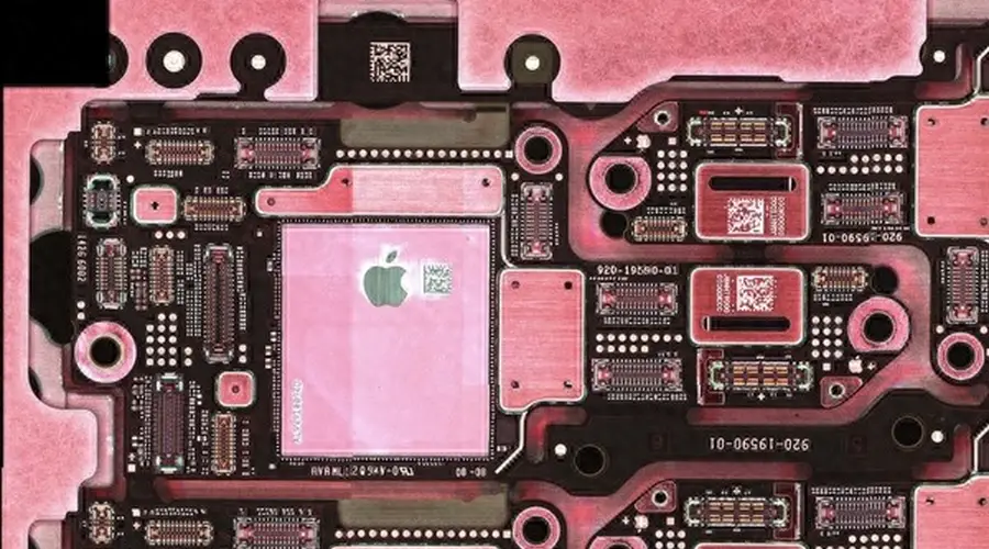 iPhone 18 Pro遭史诗级泄密！苹果一心去风险 印度反倒成最大风险