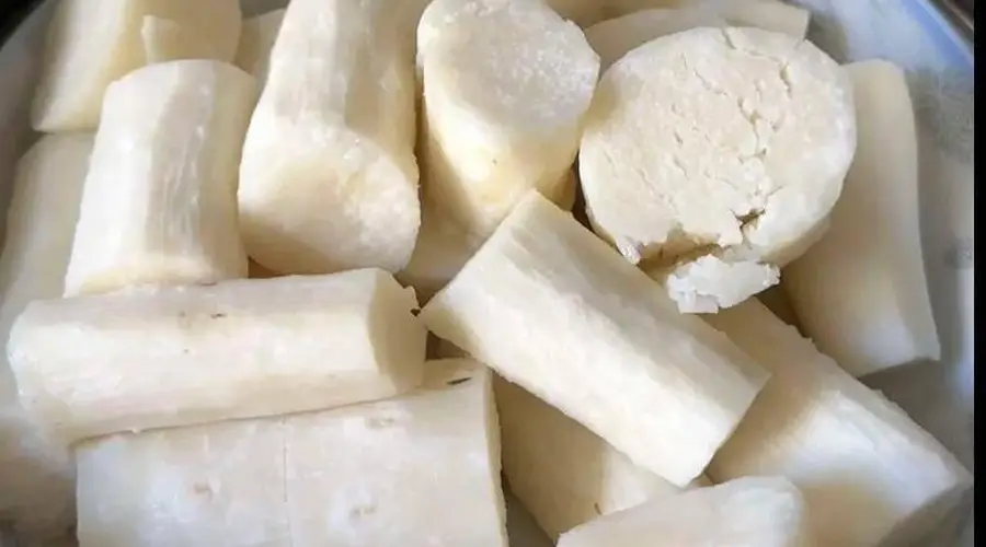 蒸山药配蒜蓉青菜：温和家常组合，杂粮鲜蔬清淡又美味