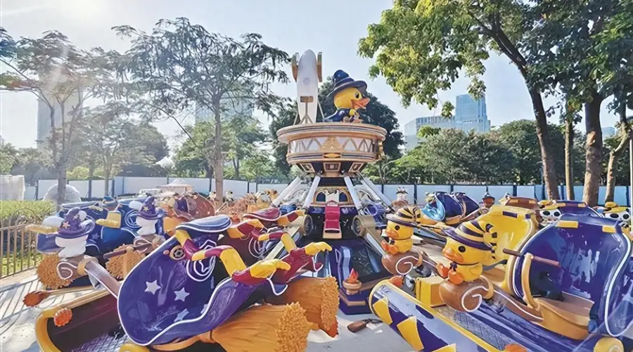 厦门美峰体育公园小黄鸭城市乐园8月启动试营业