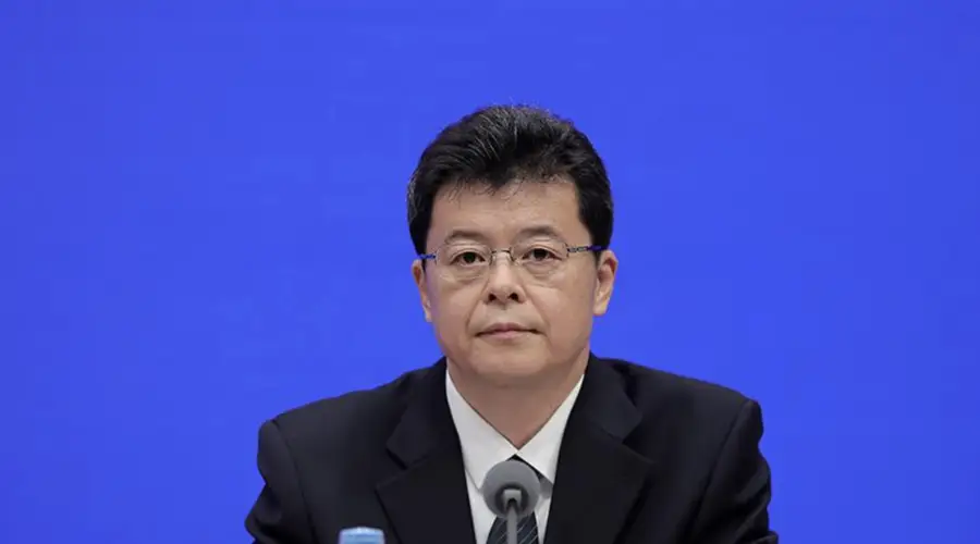 国税总局：今年上半年个税入库9000亿元，高收入群体占主要税负，前1%申报缴税额超总量五成、前10%占近九成