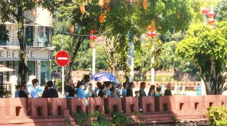 乐山肖公嘴成新晋消暑好去处 亲水步道城墙江风等你来赏