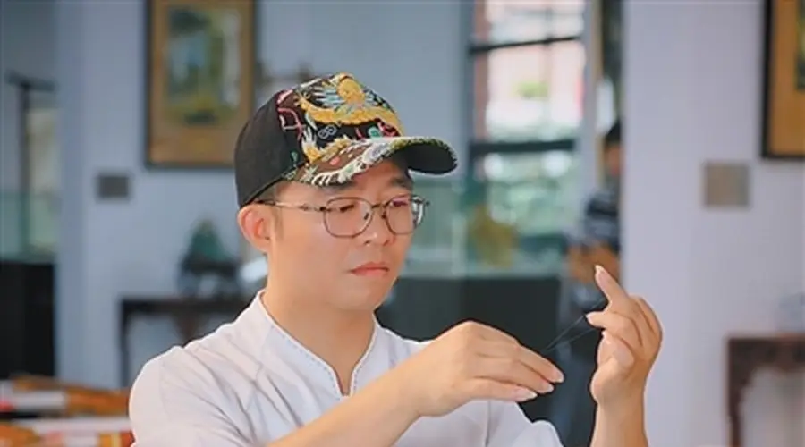 广绣传承人王新元：绣艺探新促非遗传承发展